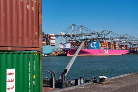 The seaport of Rotterdam, Maasvlakte, Hutchinson ECT Delta Terminal, Container Terminal, in the