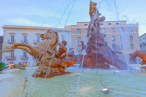Diana fountain, Ortygia, Syracuse, Sicily, Italy, Europe