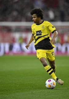 Karim Adeyemi Borussia Dortmund BVB (27) Action on Bal, l German Classico FC Bayern Munich FCB vs.