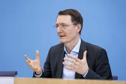 Karl Lauterbach (SPD), Federal Minister of Health, recorded during the press conference on the