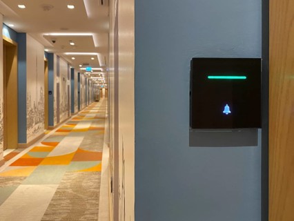 Interior view control panel doorbell, room service, room service, cleaning, green, corridor, Hotel