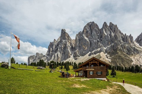 Gschnagenhardt Alm, Geislerspitzen, Villnöss Valley, Sass Rigais, Dolomites, South Tyrol, Italy,