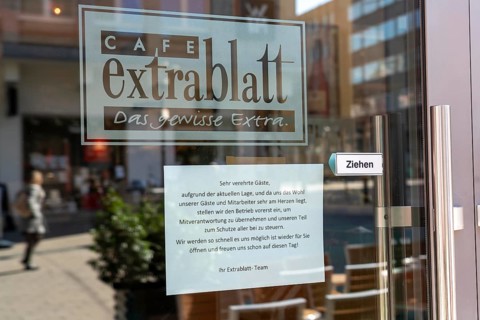 Effects of the coronavirus pandemic in Germany, Essen, Closed Café, Cafe Extrablatt