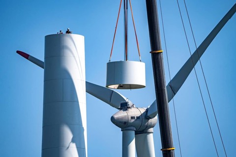 New construction of four Enercon E-160 turbines, repowering of a wind farm near Issum, construction
