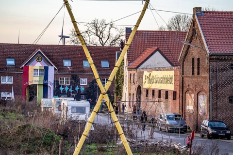 Camp of climate activists in the rest of the village of Lützerath, the last place to be excavated