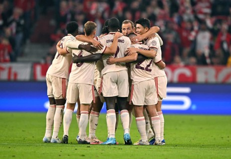Goal celebration Harry Kane FC Bayern München FCB (09) Min-jae Kim FC Bayern München FCB (03)