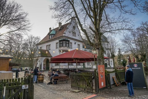 Forsthaus Paulsborn, Grunewald, Charlottenburg-Wilmersdorf, Berlin, Germany, Europe