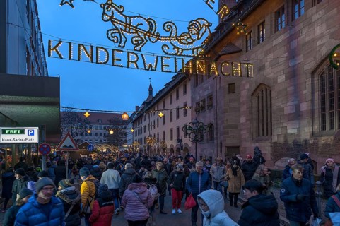 Tourists at the Nuremberg Children's Christmas Market, Nuremberg, Middle Franconia, Bavaria,