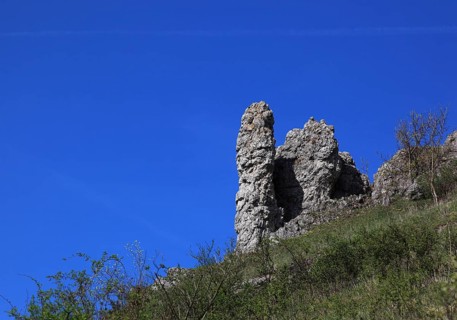 Ehrenbürg rock and the Walberla rock, the stone woman, near Kirchehrenbach, district of Forchheim,