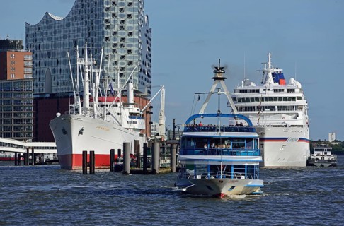 Europe, Germany, Hanseatic City of Hamburg, Elbe, Cap San Diego, Museum Ship, Passenger Ship