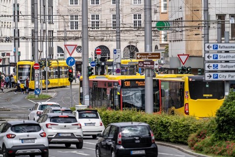 Bus and tram stop Mülheim city centre, at the town hall, Mülheim an der Ruhr, North