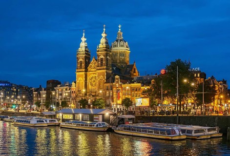 Basilica of Saint Nicholas by night, Amsterdam, Netherlands