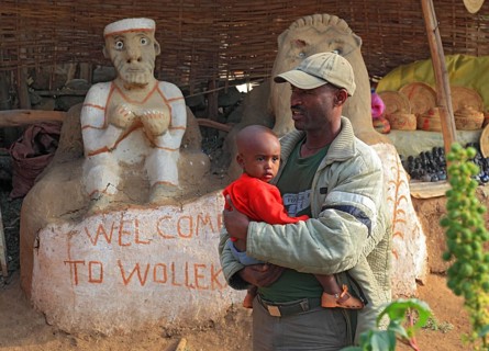 Amhara region, in the Falasha village of Wolleka near Gondar, Gonder, Jewish village, man carrying