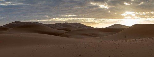 Sunrise in the desert, dunes, Erg Chebbi, Sahara, Merzouga, Morocco, Africa