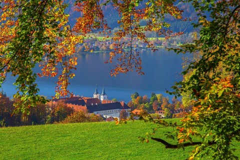 Panorama of the monastery castle above the lake in autumn, Tegernsee, Tegernsee, Tegernsee valley,