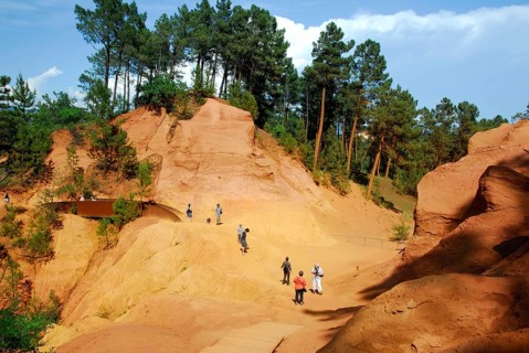 Ochre cliffs of Roussillon, Vaucluse, Languedoc-Roussillon, Provence, Southern France, ochre quarry