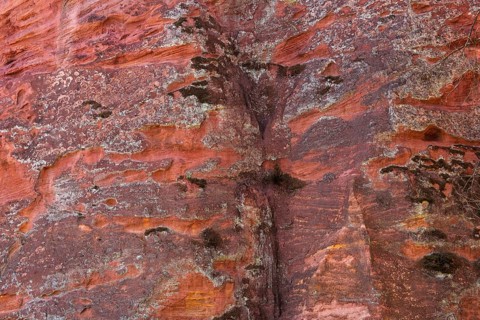 Ochre nature trail, Le Sentier des Ocres, former ochre mining area, ochre rocks, Roussillon,
