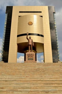 Independence Memorial Museum, in front statue of Sam Nujoma, first president of the Republic of