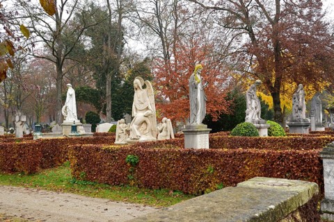 Europe, Germany, Bavaria, Munich, Westfriedhof, Cemetery, Gravestones with figures, Europe