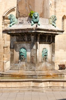Fountain on the Place de la Republique, Arles, Département Bouches-du-Rhône, Provence, France,
