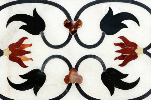 Marble inlay work, Taj Mahal, built by the Grand Mogul Shah Jahan in memory of his principal woman