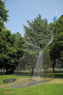 Sculpture Olympus of Weimar by Andreu Alfaro 1990, modern art, stainless steel, wire mesh, metal
