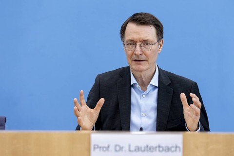 Karl Lauterbach (SPD), Federal Minister of Health, recorded during the press conference on the