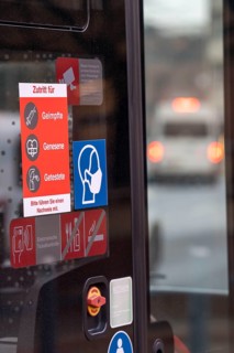 Local bus, public transport, during the fourth corona wave, 3G regulation, signs, in Duisburg,