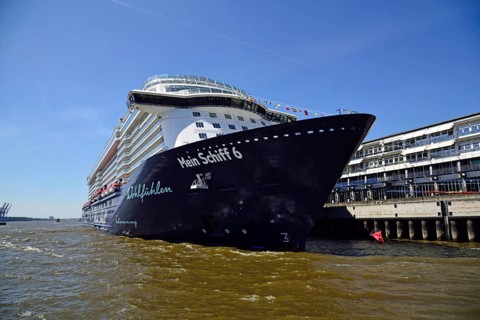 Europe, Germany, Hamburg, Elbe, Cruise Centre Altona, Passenger ship, Mein Schiff 6, Hamburg,