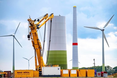 Wind turbine repowering, in the Issum-Oermten wind farm, 9 wind turbines in operation for over 20