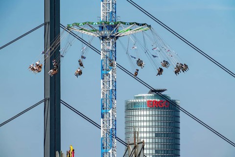The Rhine Fair in Düsseldorf, in the Rhine meadows in the Oberkassel district, on the Rhine, Bayern