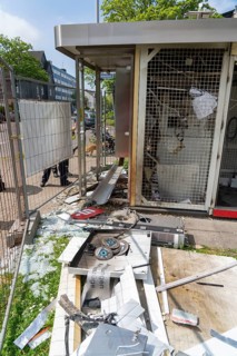 Blown up ATM of the Sparkasse in Mülheim-Heißen, Hingbergstraße, the free-standing ATM was probably
