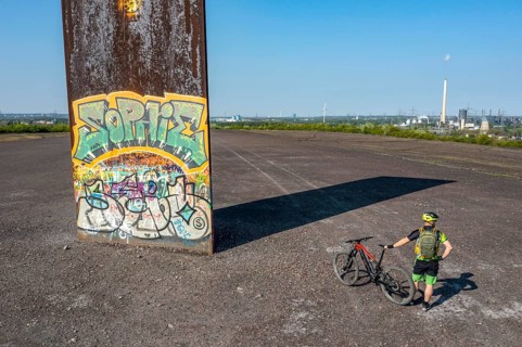 Sculpture Bramme for the Ruhr area by Richard Serra, on the Brammentrail, mountain bike trail on