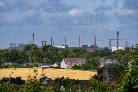 View from Mechtenberg to the Zollverein colliery and coking plant in Essen-Katernberg, North