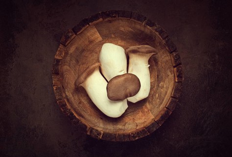 Fresh eringi mushrooms, raw, royal oyster mushrooms, three pieces, Asian cuisine, no people