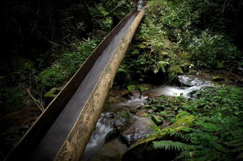Water pipe, bridge, Waalweg, Neuwaal, stream, long exposure, Schenna, Scena, South Tyrol,