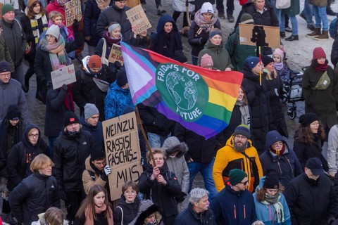 Several thousand people protested on Sunday in Dresden and elsewhere, against the AfD and in favour