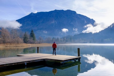 Man on the jetty, morning mist on Lake Lunz, Lunz am See, Eisenwurzen, Mostviertel, Lower Austria,