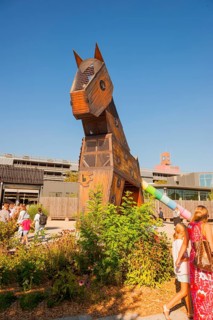 Trojan horse, accessible for children, during Cavalluna summer camp, at SHOWPALAST MÜNCHEN, the
