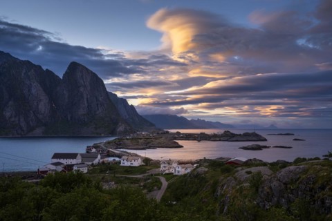 Cloudy landscape. The villages of Olenilsoy, Toppoya (Toppoy) and Hamnoy as well as the