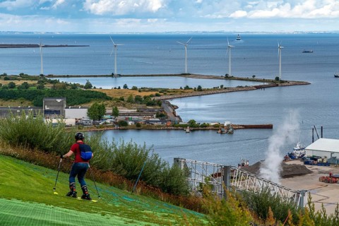 CopenHill, waste incineration plant and artificial ski slope, skiing with a view of the Øresund, 90