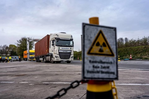 Customs X-ray inspection system, can X-ray entire trucks and check for hiding places, persons,