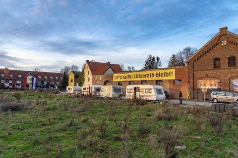 Camp of climate activists in the rest of the village of Lützerath, the last place to be excavated