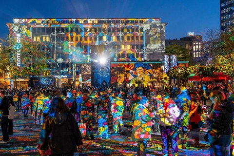 Essen Light Festival, in the city centre, light art on Kennedyplatz, the Berlin artist Daniel