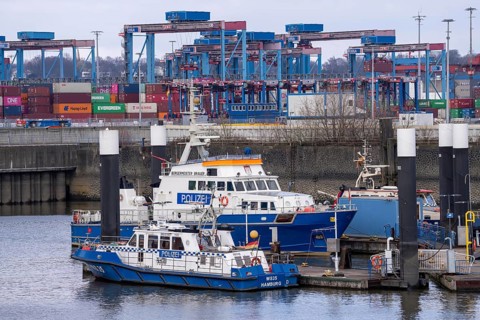 Waterway Police Station 1, Waltershofer Hafen, Port of Hamburg, police boats, Mayor Brauer and