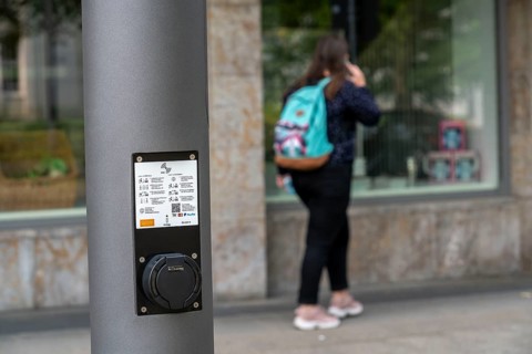 E-charging station in new smart poles, intelligent street lamps, test run, EON and the city of