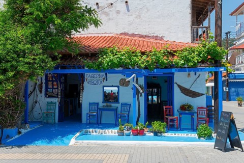 Inviting Greek taverna with blue and white colours and a cosy atmosphere, Sarti, Sithonia,
