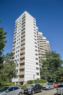 High-rise building, Kirschnerweg, Gropiusstadt, Neukölln, Berlin, Germany, Europe