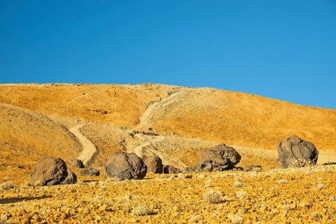 Lava balls, Teide eggs, Huevos del Teide, Montana Blanca, Picio del Teide, 3718m, Parque Nacional