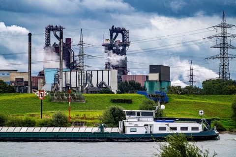 Thyssenkrupp Steel steelworks in Duisburg-Bruckhausen, blast furnaces 8 and 9, cargo ship on the